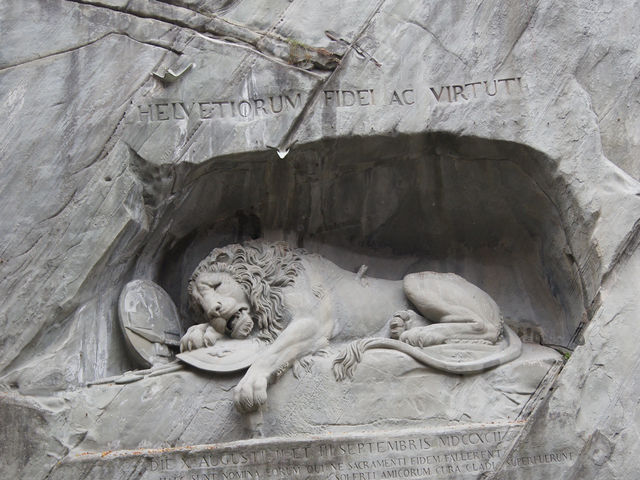 🦁 Quiet Reflection at the Lion Monument in Lucerne