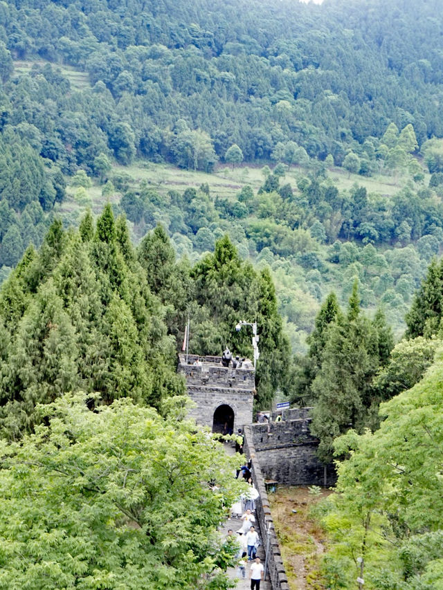 Jinlong Great Wall – Chengdu’s Own Mini Great Wall!