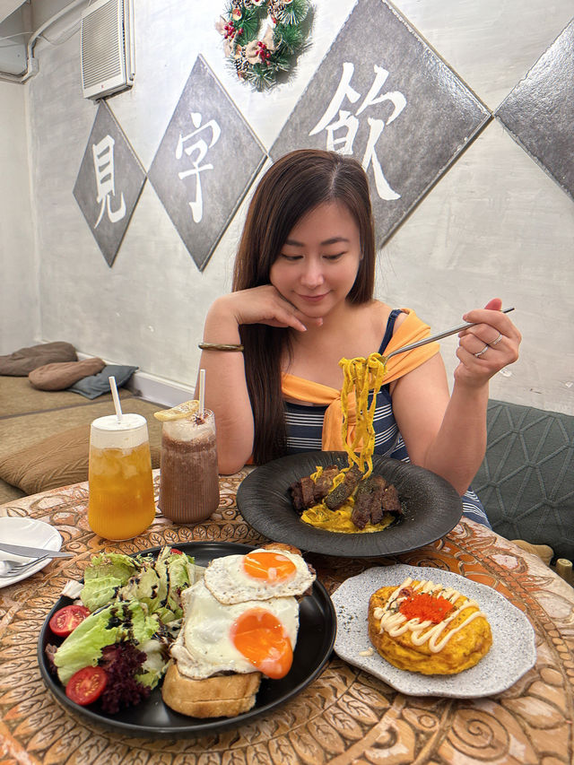 《旺角有質素純白小店cafe》 《旺角有質素純白小店cafe》