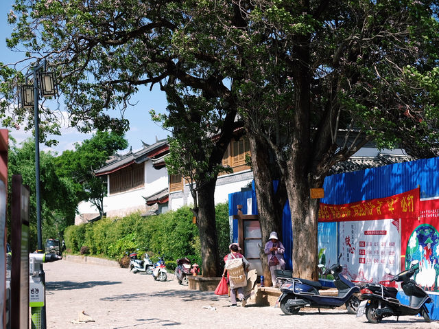 Getting Lost in the Charm of Lijiang Old Town