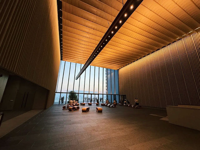 The Hong Kong Palace Museum
