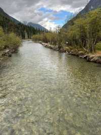 A Relaxed Journey Through Mountain Splendor