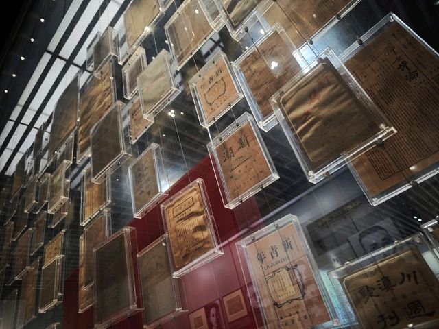 上海新天地旅遊攻略|石庫門建築與現代生活的交匯點 🧱🛍️ 上海新天地旅遊攻略|石庫門建築與現代生活的交匯點 🧱🛍️