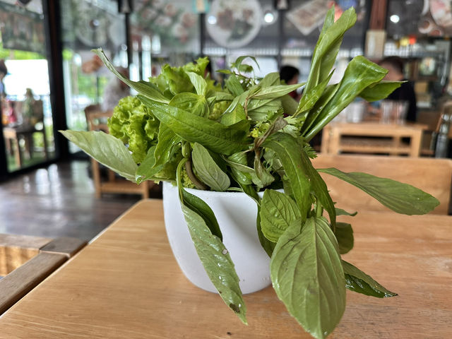 ร้านบ้านเวียดนาม คลอง 4