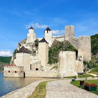 Where the Danube Whispers History: My Solo Trip to Golubac Fortress