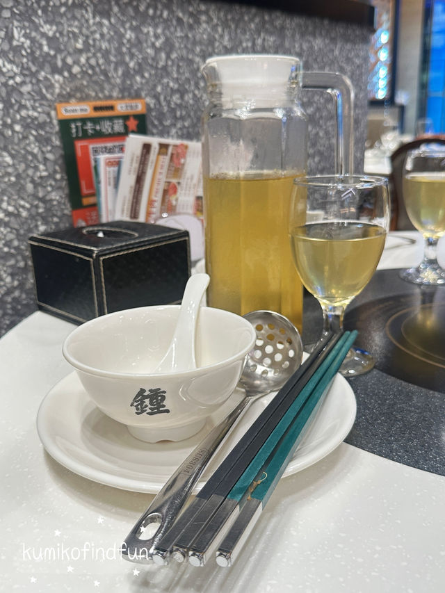 👫📍香港🇭🇰  鍾爺爺海鮮火鍋刺身專門店 太子 👫📍香港🇭🇰  鍾爺爺海鮮火鍋刺身專門店 太子