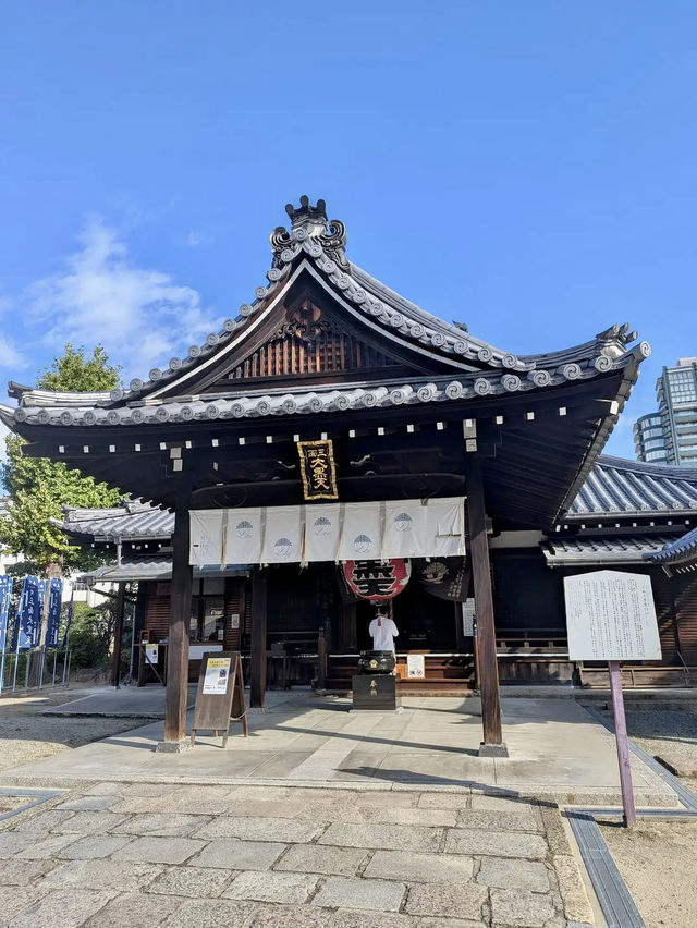 สัมผัสความสงบ 1,500 ปีที่โอซาก้า ⛩️✨
