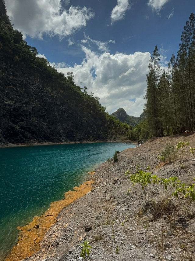 Emerald Quarry Magic at Tham Thonglang