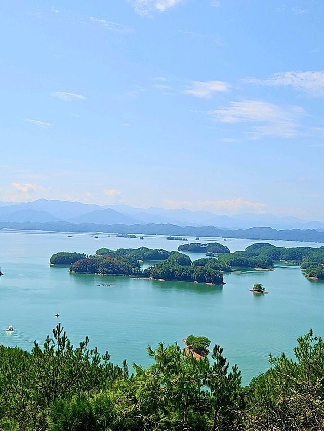 千島湖中的瑰寶～梅峰島