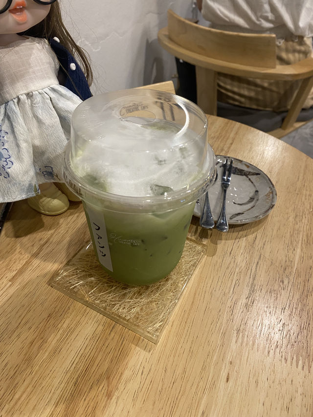 Hwantsu Creative Cafe คาเฟ่สุดชิคย่านสะพานควาย