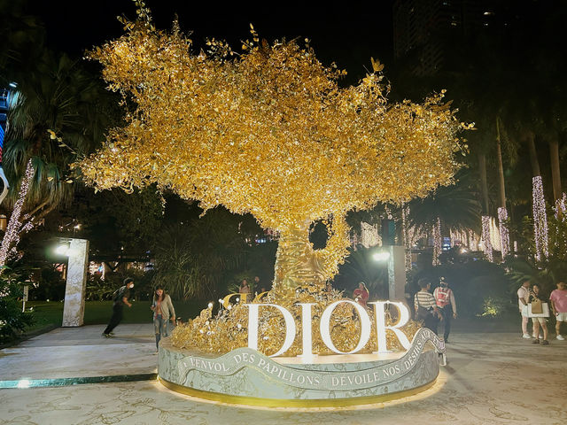 🎄 Ayala Triangle Gardens｜馬尼拉最夢幻的聖誕燈海