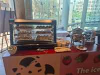 ✨️將軍澳五星級酒店自助午餐🤤多款刺身生蠔選擇🤭多甜品吃