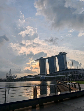 Snap Insta-Worthy Views at Marina Bay Sands 📸✨