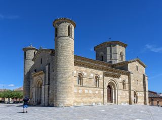 Spain’s Giant Hidden Gem 🇪🇸✨ Epic Wondering in Castile and León