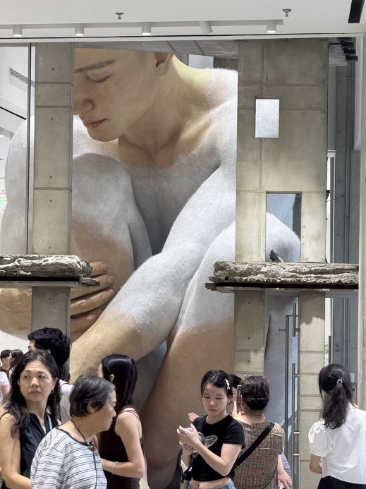 HAUS NOWHERE Shenzhen: The Giant Sculpture Everyone Is