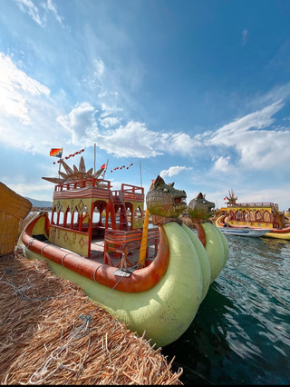 🇵🇪 Los Uros, Peru — The Floating Islands of Lake Titicaca

Los Uros are a group of extraordinary floating islands on Lake Titicaca, near Puno, Peru. The islands are traditionally made almost entirely from totora reeds, a plant that grows abundantly around the lake.

🌊 What makes Los Uros unique?

The islands literally float on the lake. Layers of dried totora reeds are woven and stacked together to create the island surface. The reeds are continuously added because the lower layers gradually decompose.

On the islands, you can see:

· 🏠 Reed houses
· 🛶 Traditional totora-reed boats
· 🌾 Totora reed gardens and structures
· 🎨 Traditional handicrafts
· 👨👩👧 Uros communities and their way of life

👥 The Uros people

The Uros are an Indigenous people with a long history associated with Lake Titicaca. Their culture, traditions, reed craftsmanship, fishing, and tourism practices are important parts of life around the islands.

One important nuance: the exact historical origins and continuity of the modern Uros communities are complex and debated by researchers, so the popular claim that they are simply an unchanged pre-Inca population should be treated cautiously.

📍 Where are they?

Los Uros are located on Lake Titicaca, close to Puno, in southeastern Peru.

Most visitors reach the islands by boat from Puno, with tours commonly taking a few hours.

🛶 Traditional reed boats

One of the most memorable parts of a visit is seeing the famous totora boats. They are traditionally constructed from bundles of reeds and have distinctive, sometimes animal-like decorative designs.

Some tours offer an optional ride on these boats.

🌤️ Best time to visit

The dry season, roughly May to October, usually offers clearer skies and better conditions for sightseeing. However, Lake Titicaca is at around 3,800 m above sea level, so the altitude can be challenging.

📸 Why visit?

Los Uros offers a completely different experience from Machu Picchu. Instead of ancient stone cities, you’ll experience floating islands, traditional reed architecture, high-altitude lake scenery, and Indigenous cultural traditions.

Los Uros is one of Peru’s most fascinating destinations—a place where people have built an extraordinary way of life around the reeds of Lake Titicaca. 🇵🇪🌊🛶