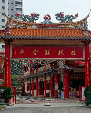 🐯✨ Hidden Gems & Zen Vibes at Zhulin Lianhe Temple — Bukit Batok’s Slice of History ✨