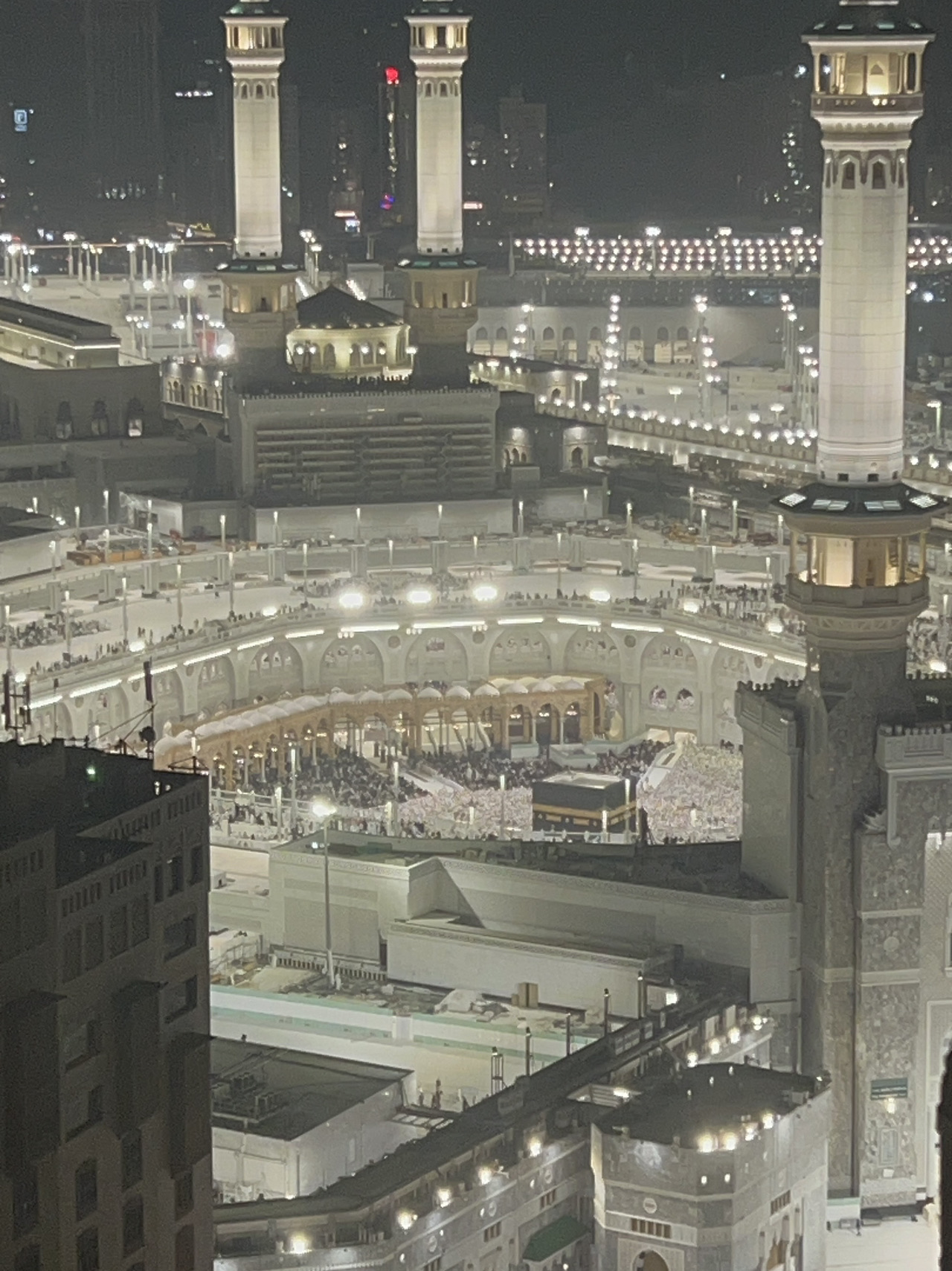 Peaceful night in Makkah