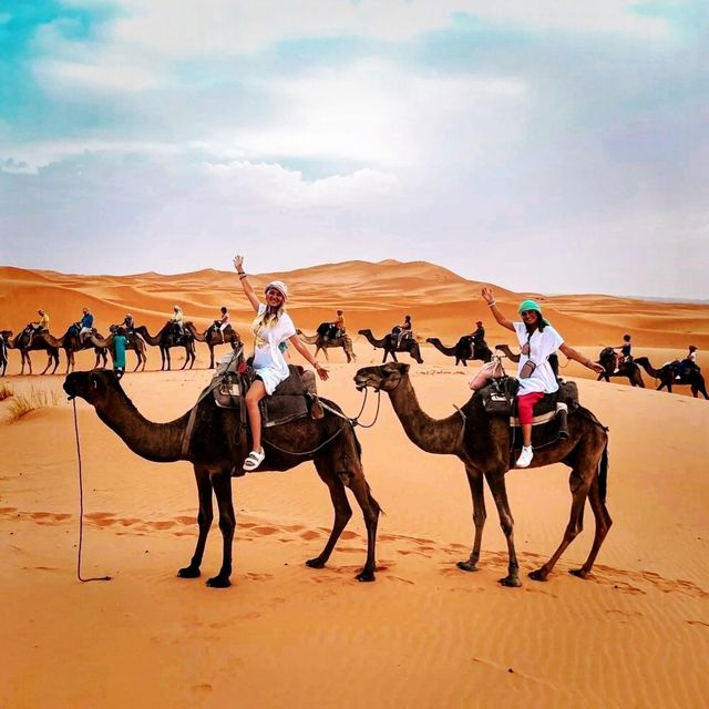 Explore the Sahara desert in a day trip