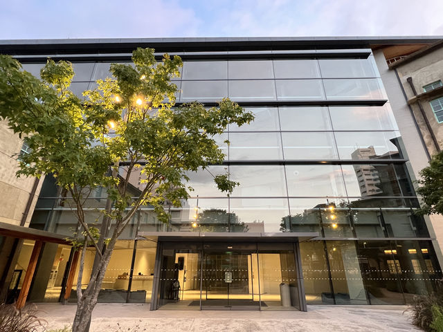 藝術與咖啡交織的午後：嘉義市立美術館