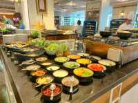บุฟเฟต์ Friday Lunch ดีๆบรรยากาศร่มรื่น