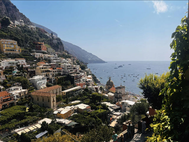 Italian sun.sea and super yachts 