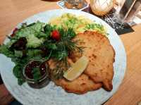 ร้านอาหารเยอรมันบรรยากาศร่วมสมัยที่ Karlsruhe