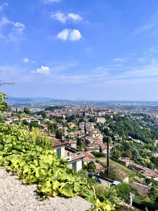 Bergamo Old Town – A Step Back in Time, Cobblestone by Cobblestone 🪶