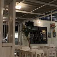 Mini café และ ลานกลางเต็นท์ ติดแม่น้ำ ธรรมชาติ💯