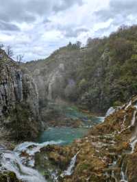 Plitvice Lakes National Park, Croatia’s most popular tourist attraction!🐾