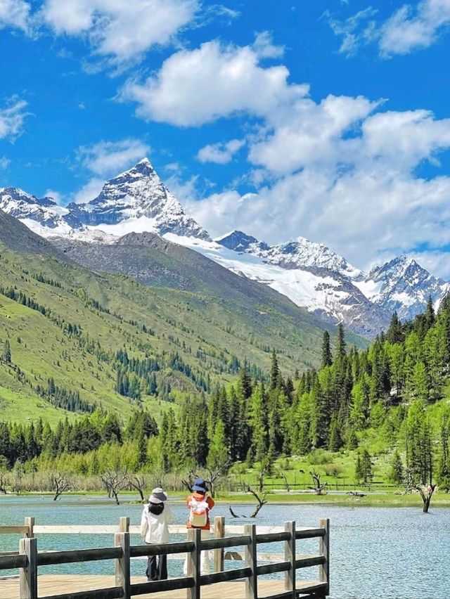 ⛰️ Mount Siguniang National Park – The “Alps of the East” in Sichuan’s Highlands