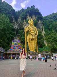 ⛰️ Batu Caves – A Spiritual and Cultural Landmark