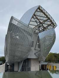 Fondation Louis Vuitton Review: Architecture, Art & Nature in Paris