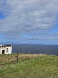 🌊 Duncansby Head Lighthouse – Where Wind, Sea, and Sky Meet 🌬️✨