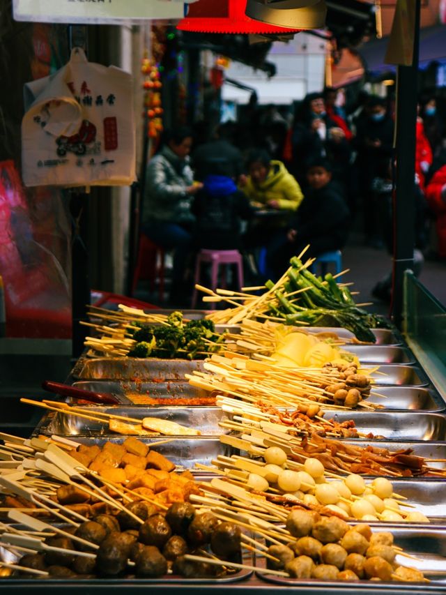 Street Food in Chengdu!🌶️🇨🇳♥️