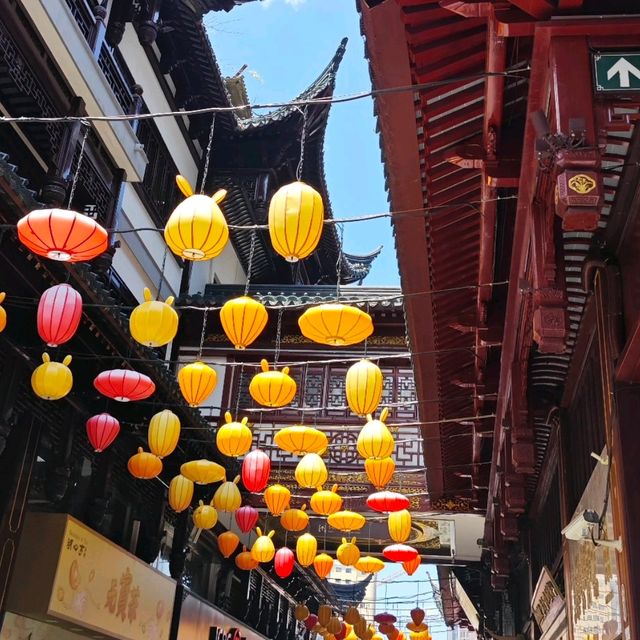 Visit a Garden Oasis in Shanghai's Old City