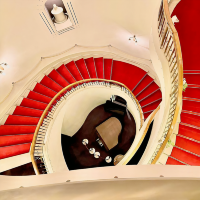 Step into European Elegance 😍