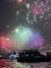 坐上香港維多利亞港遊輪看跨年煙花是什麼體驗～