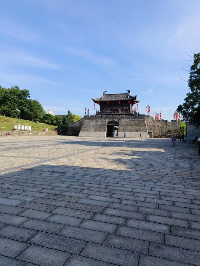 The ancient city wall of Ganzhou, which has significant historical value