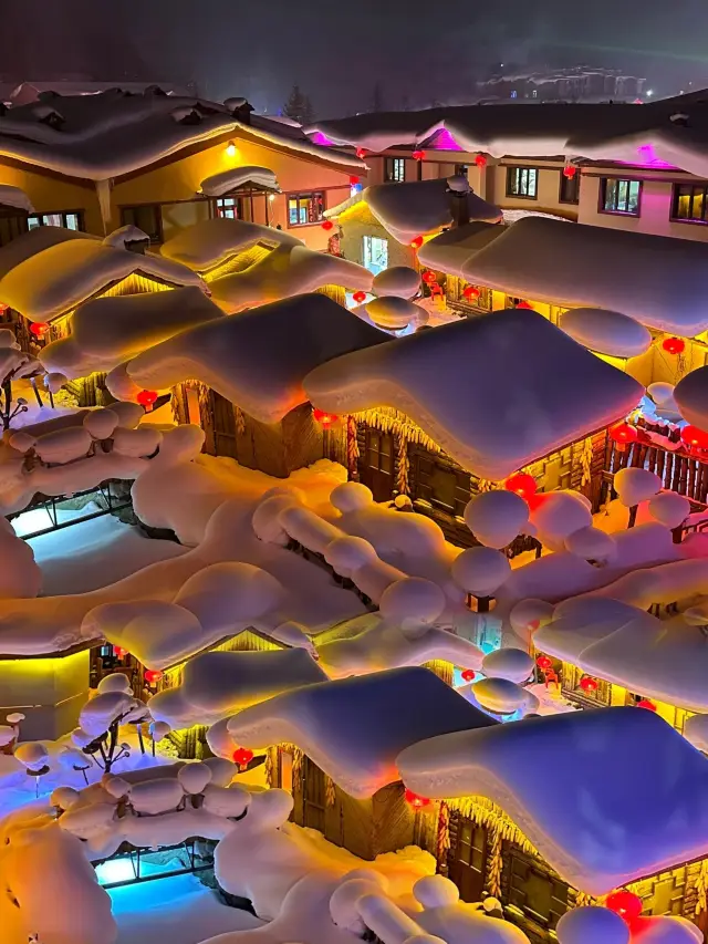 中国の雪の村を探検：氷雪の童話世界を行く