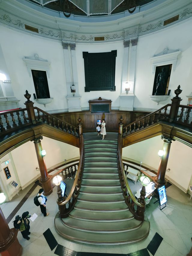 承載歷史之中之島中央圖書館