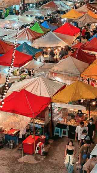 Chinatown Market テント