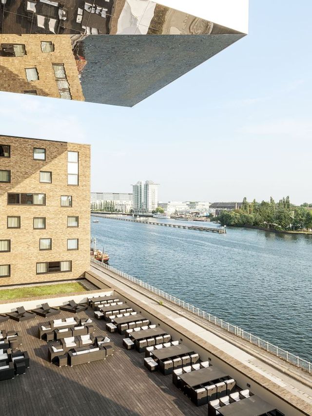 🎶 Berlin's Beat: Stay & Play at nhow 🎨🛏️