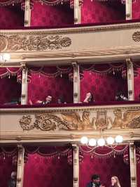 Watch ballet at Scala theater Milan 