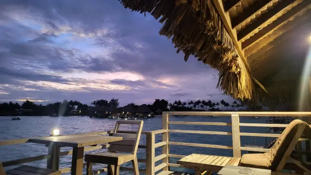 [สวรรค์บนดิน] การเปรียบเทียบในฝันระหว่างเกาะบอราบอราในตาฮิตีและมัลดีฟส์