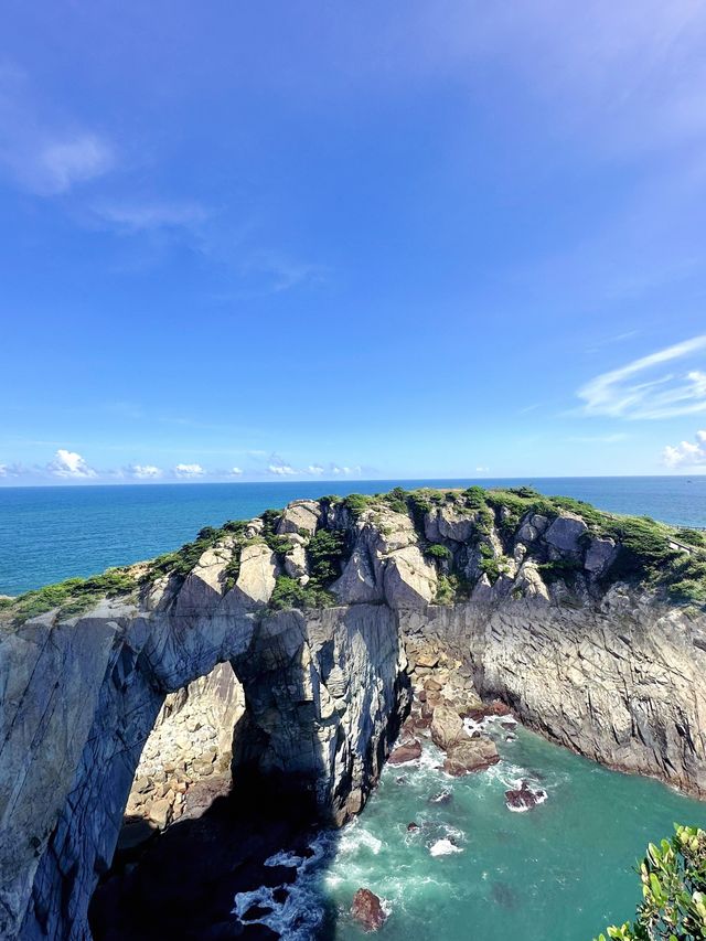 落日沉醉於橙色的海。