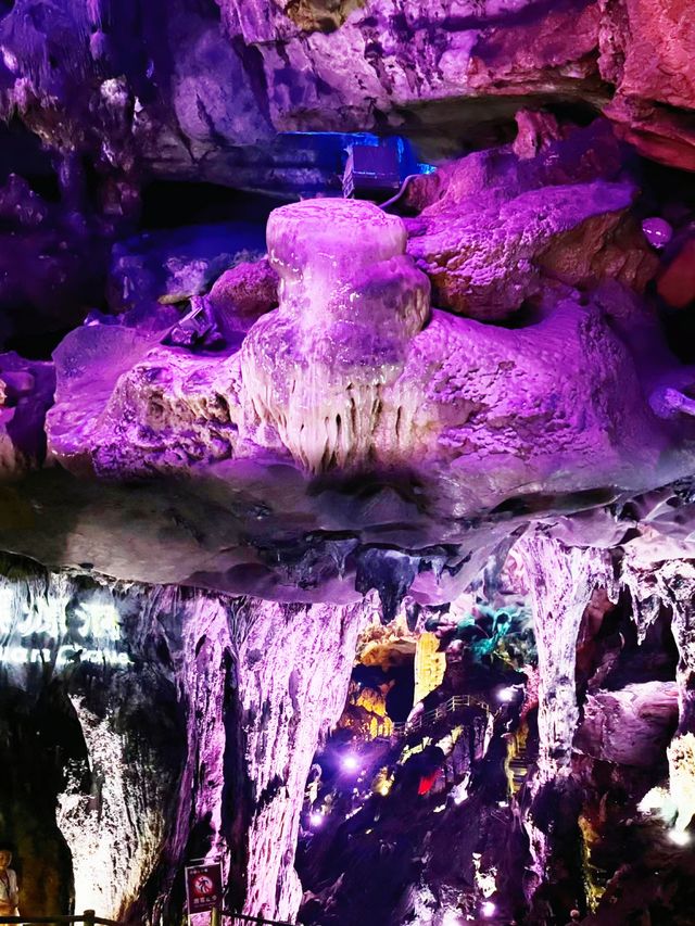 探秘福建三明玉華洞，一場奇幻之旅。