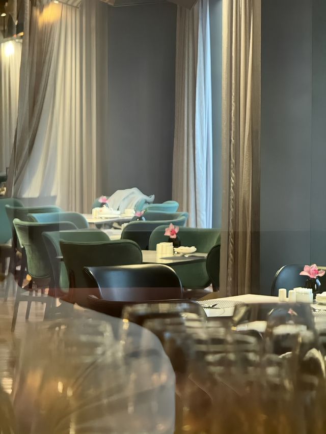 上海入住體驗，明明是「商務」酒店，卻充滿了藝術氣息