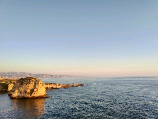 Sunset at Raouche Rocks: A Breathtaking Beirut Experience 🌅