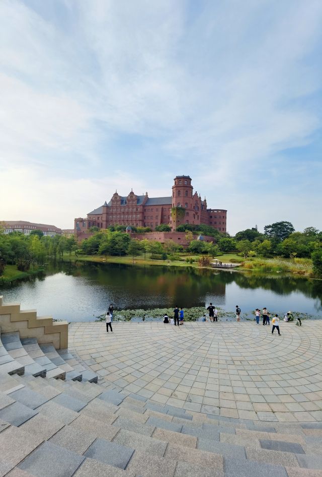 華為松山湖基地深度遊攻略 | 穿越歐洲的科技童話之旅